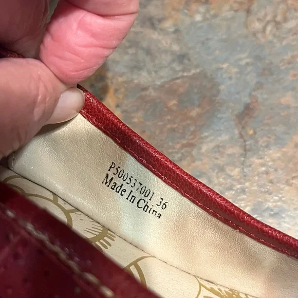 Fly London size 36 red leather wedge pump - Picture 9 of 10